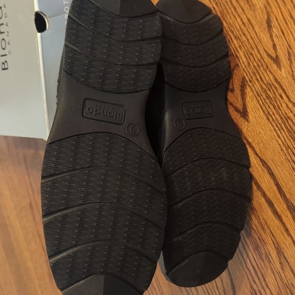 Blondo Black Leather Alex Double Zip Comfy Chukka Boots NWT Sz 9 - Picture 4 of 9